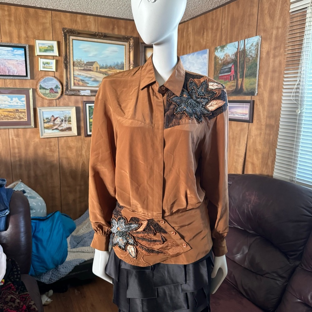 Gorgeous Vintage Made in Hong Kong Silk Blouse